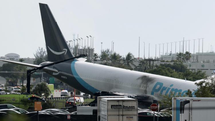 fd4e74dc-5d45-4242-9bcc-dcb2efd93777 Accident d’un avion-cargo d’Amazon à l’aéroport de Miami