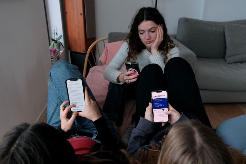 FRANCE-SOCIETY-SCHOOL-STUDIES-LYCEE-BAC-BACCALAUREAT-CHOICE-PARCOURSUP-APPLY La Réforme Parcoursup et le Mécontentement des Lycéens