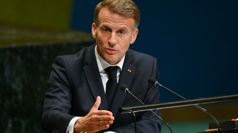 13834584-459b-4832-9688-c3188eb203aa Emmanuel Macron en Tournée au Moyen-Orient: Objectifs et Enjeux