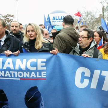 1beb6b3c-15c4-4fa3-9a97-3f07e74e91cf Des tensions autour du syndicat policier et ses affiliations politiques