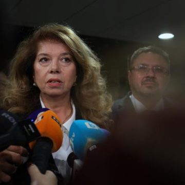 Résultats Serrés au Premier Tour de la Présidentielle Bulgare