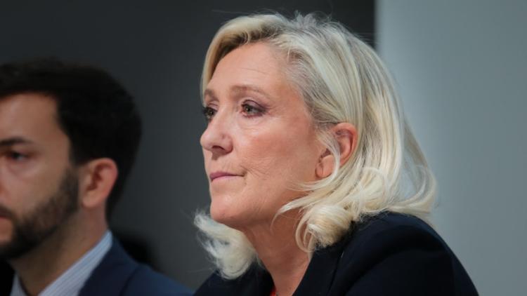 60e46917-356e-4488-a594-fb939ed90276 Marine Le Pen critique Richard Ferrand