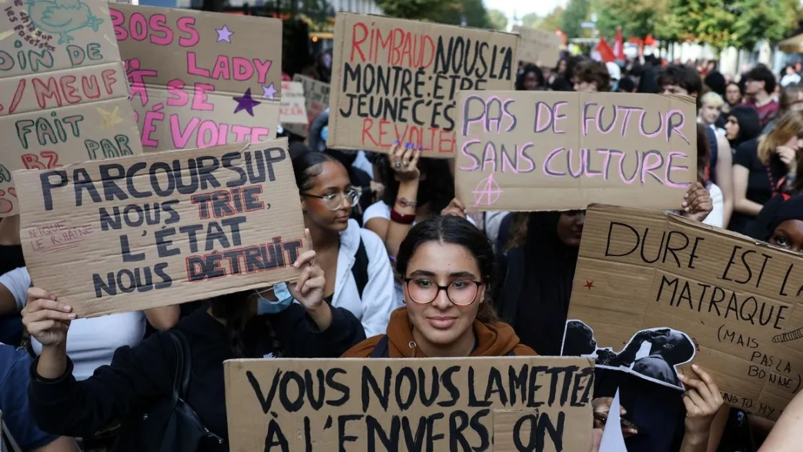 Bruno Bouchard : Le financement de l&rsquo;éducation et de la recherche en question