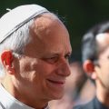 Opération réussie du pape pour un adénocarcinome pulmonaire