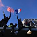 Manifestation contre la vie chère à Paris : des milliers de participants