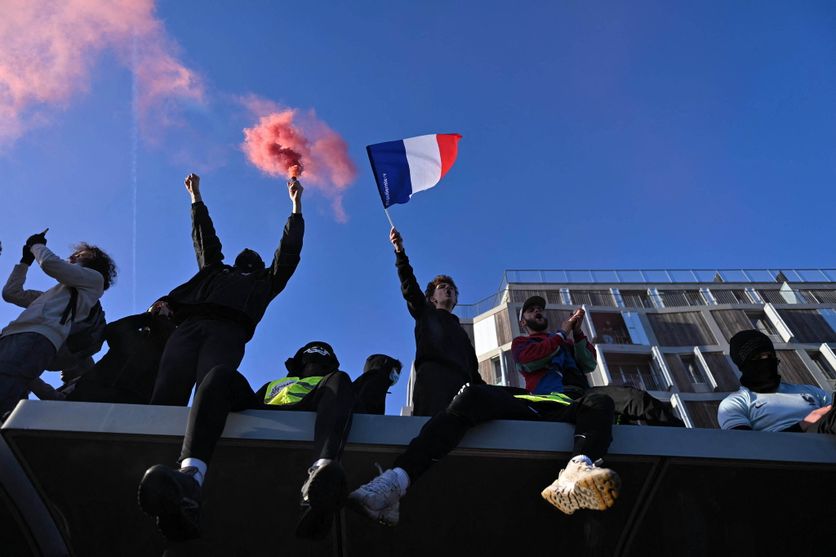 Nationwide protests over the cost of living and public services in France Manifestation contre la vie chère à Paris : des milliers de participants