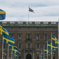 Un homme armé neutralisé par la police devant le palais royal à Stockholm