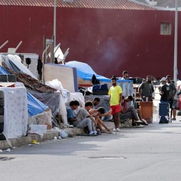 795cda6b-fbde-4516-87b7-afa717beebfc Les Enjeux de la Visite Royale à Ceuta et la Crise Humanitaire