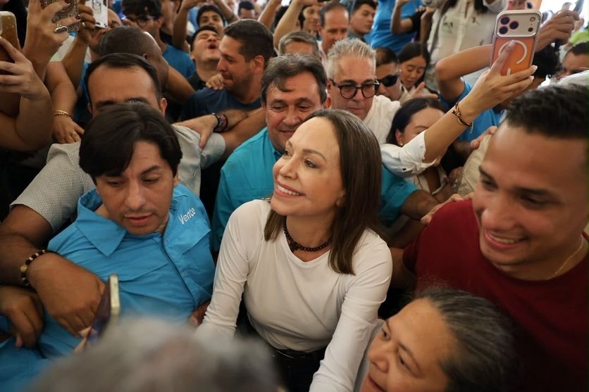 8bebafb3-dfb9-4bdc-aff4-be0ea4c708b2 Retour historique de María Corina Machado au Venezuela