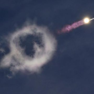 90103718-a001-4d02-8432-bd157400a209 SpaceX se lance dans la téléphonie mobile terrestre