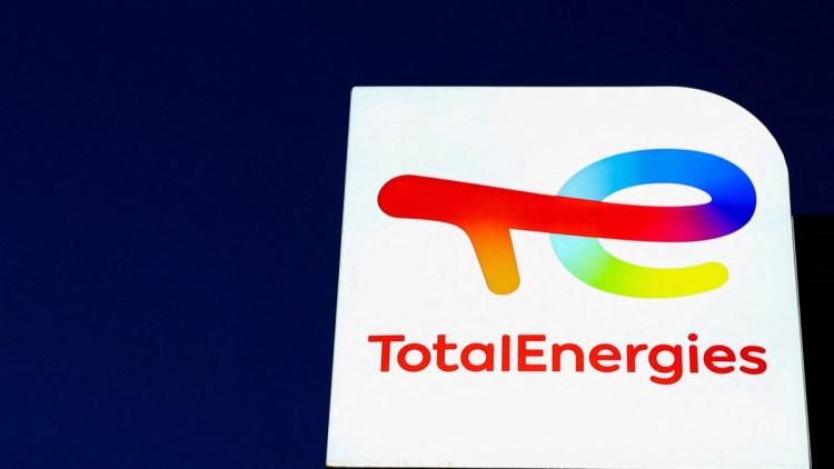 916d2d75-1418-47e7-8719-8e2418a76e73 TotalEnergies annonce des bénéfices records grâce à la hausse des prix des hydrocarbures