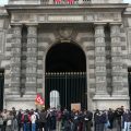 Le Louvre: Un Accord Signé Met Fin à un Long Conflit Social