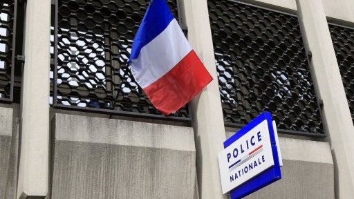 ac44212f-ad40-46a4-bd59-4fb3773913df Une septuagénaire tuée à Lille, son mari blessé : leur fils en garde à vue