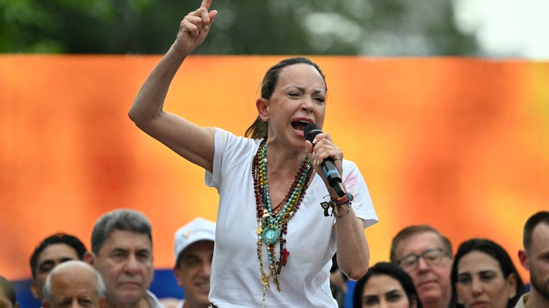 b411cc20-4c63-4318-8668-1404ef6da63d Venezuela : Controverse sur l’inéligibilité de María Corina Machado