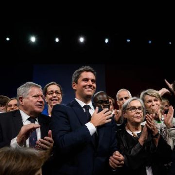 b5cb5b0d-ee2f-4c77-a65a-c019580ffa87 Élection présidentielle 2027 : Gabriel Attal en tournée à Lyon