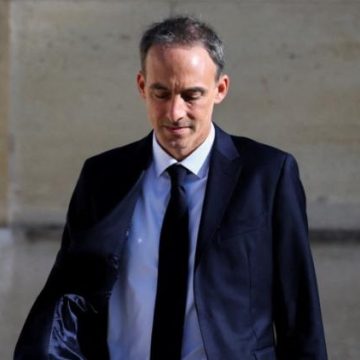 d991a053-2b47-476a-8687-0e0225c765ec Raphaël Glucksmann s’excuse pour ses propos controversés