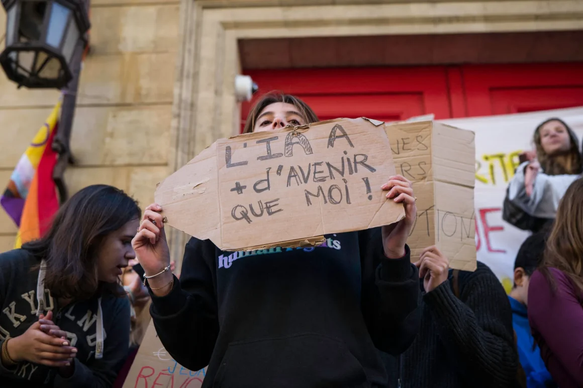 L&rsquo;impact de l&rsquo;IA générative sur l’emploi des jeunes