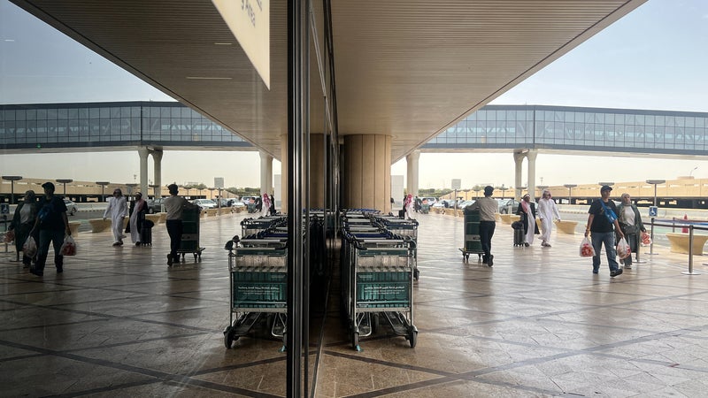 ddad6393-c47e-47b8-8e80-e3b0e1cad69a Attaque de l’aéroport de Ryad: Recommandations aux voyageurs