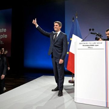 Meeting de Gabriel Attal à Lyon le 10 octobre 2026 Gabriel Attal propose un nouveau modèle scolaire pour la jeunesse