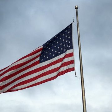 f488ca0e-581c-424a-8da6-79c093a54c71 Fusillade Tragique en Pennsylvanie : Un Suspect Tue Huit Personnes