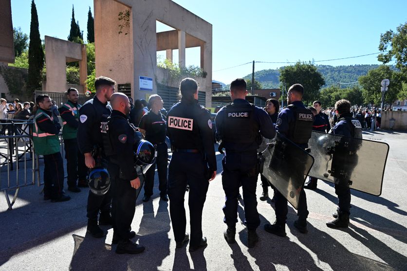 FRANCE-EDUCATION-CRIME-SHOOTING Enquête sur la fusillade au collège Joseph-Lakanal à Aubagne