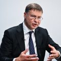 L&rsquo;appel de l&rsquo;UE pour l&rsquo;adoption du budget Lecornu