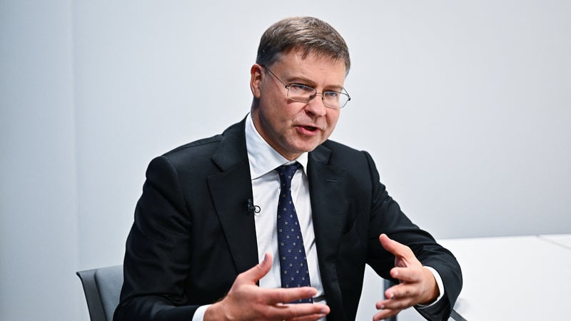 f75f1c24-996b-4464-b5f6-2976cfa0ceb7 L’appel de l’UE pour l’adoption du budget Lecornu