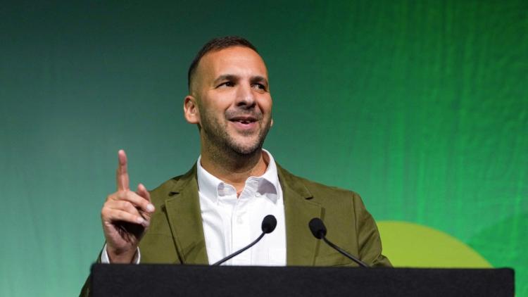 ffca0a85-1467-4799-b7e2-8d0106aabd74 Motion des Verts au Royaume-Uni : un débat sur le sionisme